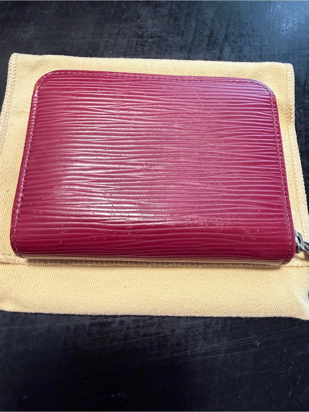 LOUIS VUITTON Epi Zippy Coin Purse w/ LV Box & COA - Picture 3 of 13
